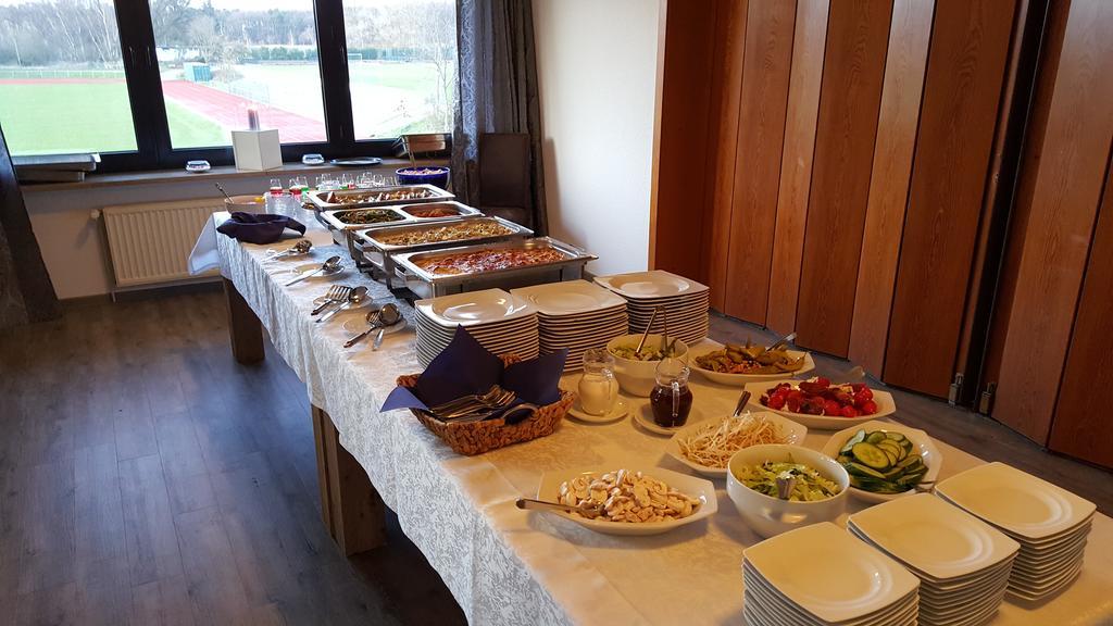 Hotel Restaurant Teichaue Adendorf Eksteriør bilde